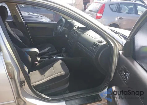 2009 Ford Fusion Se z USA, uszkodzony, nr VIN 3FAHP07Z99R186062